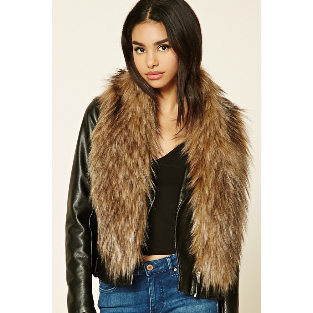 Forever 21 Faux Fur Scarf